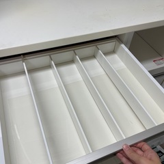 食器棚の画像