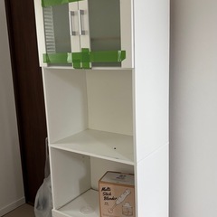食器棚の画像