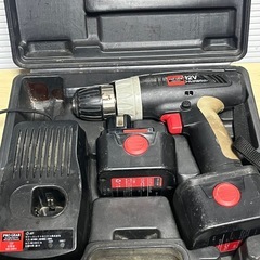 PRO GEAR コードレスドリルドライバー　バッテリー2個付き 充電器の画像