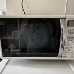 冷蔵庫、炊飯器、レンジ、トースター、ケトルのセットの画像