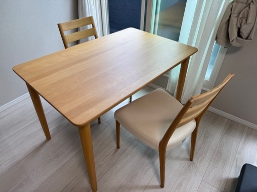 最も安い 741ほぼ新品✨ コンフィー ガラストップおしゃれブラック5.5