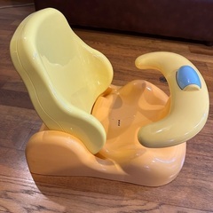 ベビー　赤ちゃん　アップリカ　バスチェア　お風呂椅子の画像