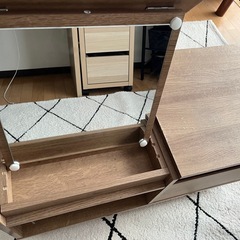 ROWYA
ドレッサーテーブルの画像