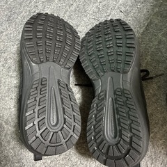 IGNIO ブラックスニーカー レディース23.0の画像
