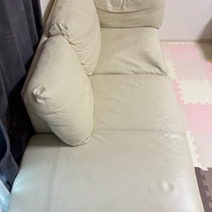 【9月14日限定無料】3人掛けソファの画像