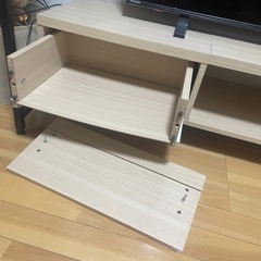 テレビ台の画像
