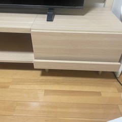 テレビ台の画像
