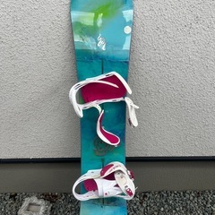 スノーボード板　レディースの画像