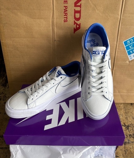 ナイキ　記念モデル　新品未使用品