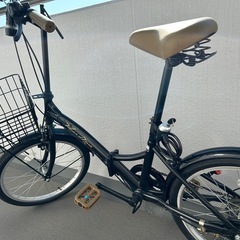折りたたみ自転車の画像