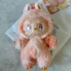 大人気 ラブブ HAPPINESSの画像