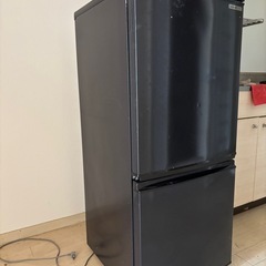 洗濯機と冷蔵庫の画像