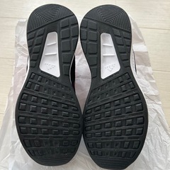 新品　adidas スニーカー　21.5cmの画像