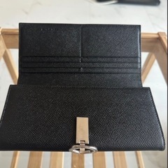 【最終値下/美品】BVLGARIの長財布の画像