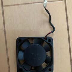 薄型  電子デバイスの冷却 送風機 小型送風機 の画像