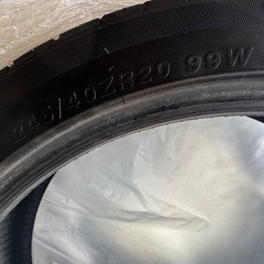 245/40 R20   2本ですが1本目無し    20インチ タイヤの画像