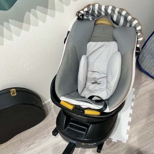 コンビ チャイルドシート