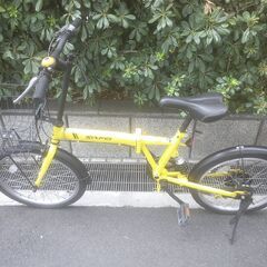 整備済み中古自転車　20インチ　税別￥12.800-　折り畳み自転車　Rサスペンション　外装６段　レモン913の画像