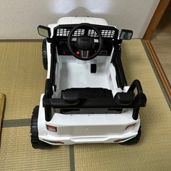 ジープ風電動ラジコンカーの画像