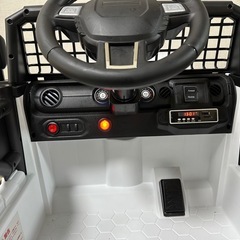 ジープ風電動ラジコンカーの画像