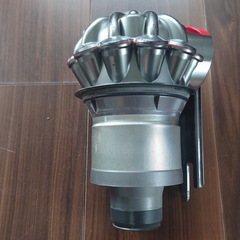 Dyson V8fluffy SV10コードレスクリーナー　通電確認済ジャンク品の画像