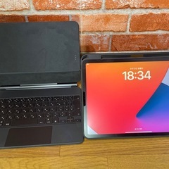 ※お取引中　【美品】ipad pro 第2世代 256GB WIFI+Cellular マジックキーボードセットの画像