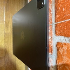 ※お取引中　【美品】ipad pro 第2世代 256GB WIFI+Cellular マジックキーボードセットの画像