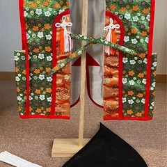 五月人形と陣羽織の画像