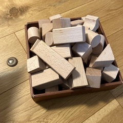 木の積み木の画像
