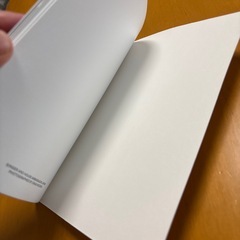 CHANEL  カタログ兼ノートの画像