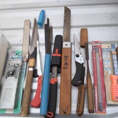 逗子 かんな のこぎり 大工道具 DIY 工具 ガーデン 模型作業 クラフト 切断 修理 ハンドツール ホビー 切削工具 カンナ 平かんな 外丸かんな 内丸かんな 面取かんな 台直しかんな 作里かんな 鉋 木工 金切のこぎり 非金属用のこぎり 糸のこぎり 引廻しのこぎり 金切のこぎり 金切鋸 ストレート の画像