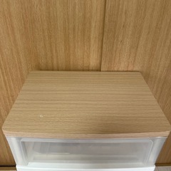 4段ボックスの画像