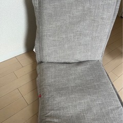 折り畳み座椅子の画像