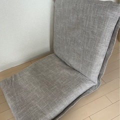 折り畳み座椅子の画像