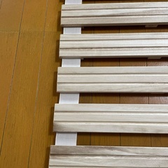 軽量ロール式 ベッドフレームの画像