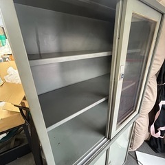 キャビネット収納棚
の画像