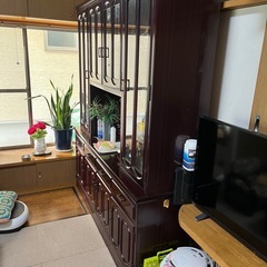 食器棚の画像