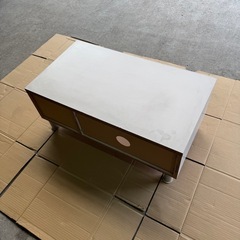 ノーブランド　テレビ台　ホワイト　引き出し付き
の画像