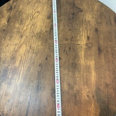 ダイニングテーブルの画像