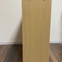 キャスターつき本棚の画像