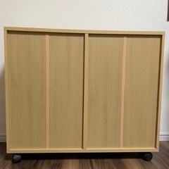 キャスターつき本棚の画像