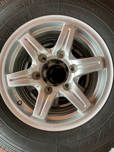 195/80/15 LT  スタッドレス付き　アルミホイル　ハイエース　グランドキャビン