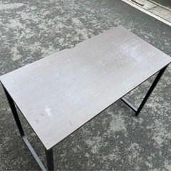 机　デスクの画像