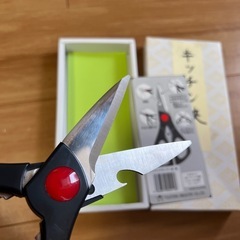 新品　富士印　キッチンバサミ　多機能の画像