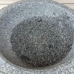 兵庫県三田市直接引取り限定 餅つき 石臼 御影石 鉢形 餅臼 二升用 本格派タイプの餅つき石臼 庭石 めだか鉢の画像