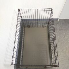 △ A ペットケージ 茶 高さ 56.5cm 幅 90cm 奥行 61.5cm 現状渡しの画像
