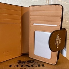 COACH 二つ折り財布　新品の画像