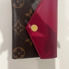 Louis Vuitton二つ折り財布の画像