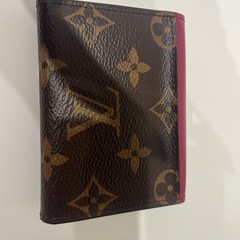 Louis Vuitton二つ折り財布の画像