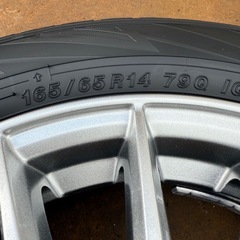 新品スタッドレスホイル付YOKOHAMAアイスガード    の画像